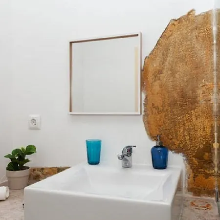 Charming Flat In Center Of Lisbona